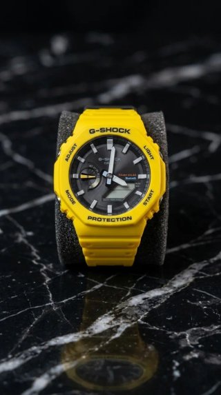 Casio G-Shock GA-B2100 "CasiOak" Amarillo + Box
