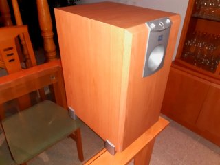 JBL SUBWOOFER AUTOAMPLIFICABLE 100W