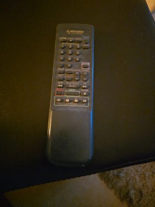 Mando a distancia Mitsubishi HM 731268