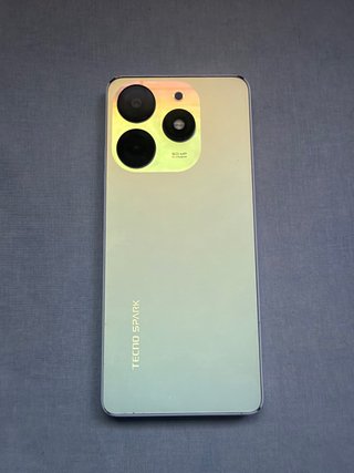 Tecno Spark Go 2024 Dorado/Plateado