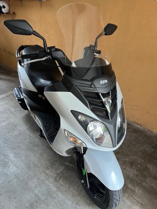Scooter SYM Joyride 125 EVO Blanca