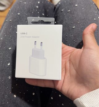 Cargador Apple USB-C 20W