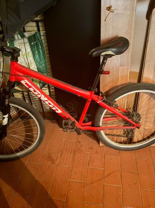 Bicicleta de Montaña color Roja