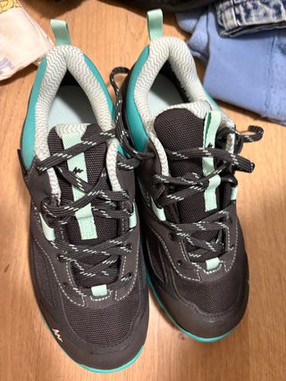 Zapatillas Deportivas Gris y Turquesa