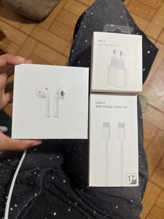 Pack Apple AirPods, Cargador y Cable USB-C