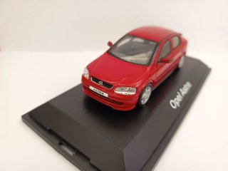 Maqueta Opel Astra Schuco escala 1:43