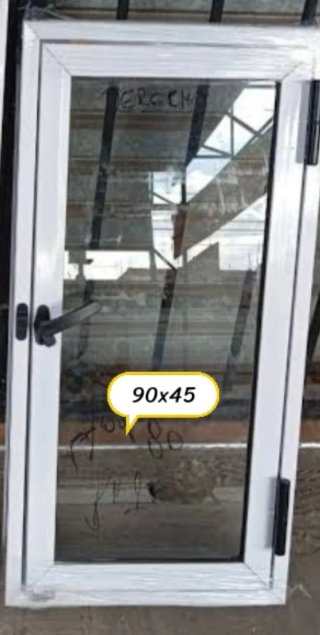 Ventana abatible nueva 90x45