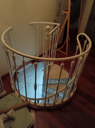 Escalera de caracol forja blanca