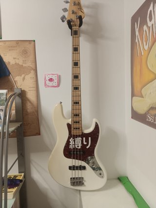 Bajo con pastillas Seymour Duncan