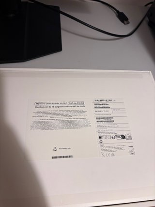 MacBook Air M3 13” 16GB RAM