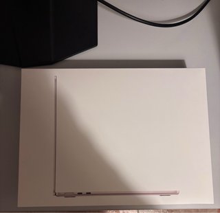 MacBook Air M3 13” 16GB RAM