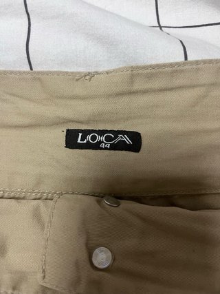 Pantalón chino beige