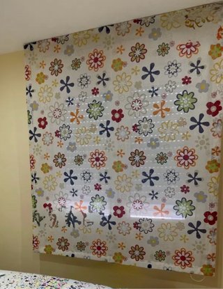 Estor dormitorio estampado flores