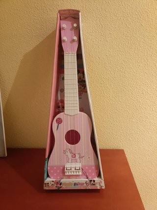 Guitarra Infantil Rosa con Diseño de Unicornio