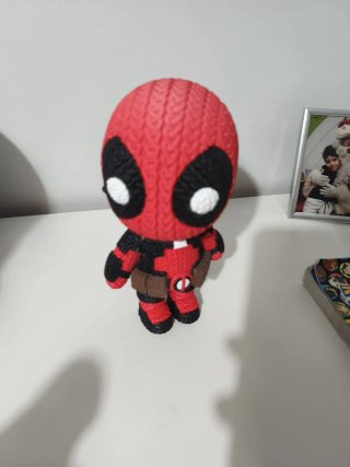 Figura Deadpool Marvel