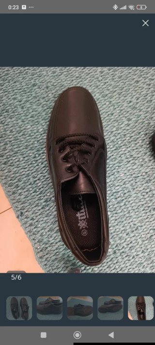 Scarpe nere con lacci