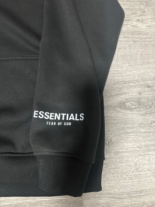 Sudadera Essentials Negra