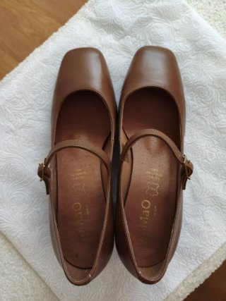 Scarpe in pelle Mimao