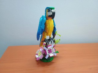 LEGO Creator 3 en 1 Loro Exótico