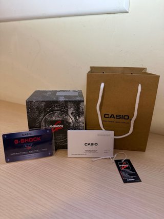Reloj Casio G-Shöck Azul y Blanco
