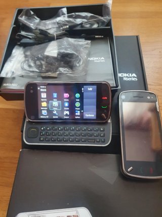 2 Nokia N97 Nseries (uno para repuestos)