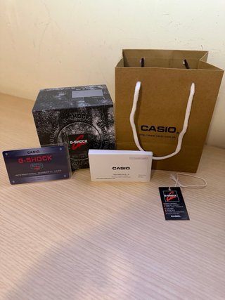Casio G-Shöck Reloj Plata
