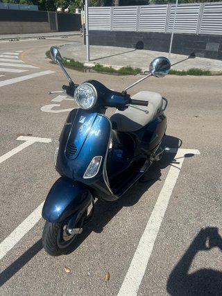Moto Vespa Scooter Azul