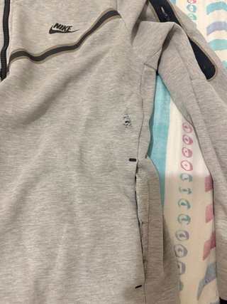 Sudadera Nike Tech Fleece Gris