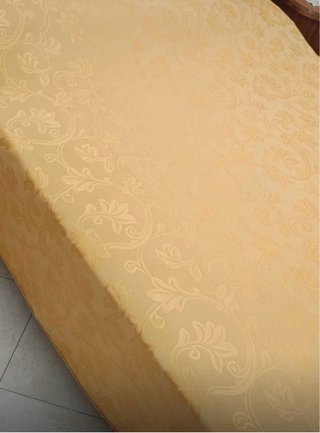 Copriletto matrimoniale sartoriale oro
