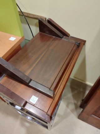 Estantería de madera