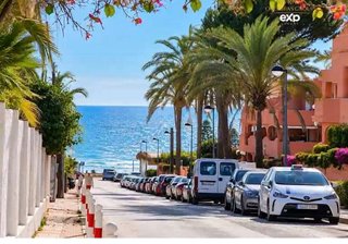 Casa adosada en venta en Elviria en Marbella