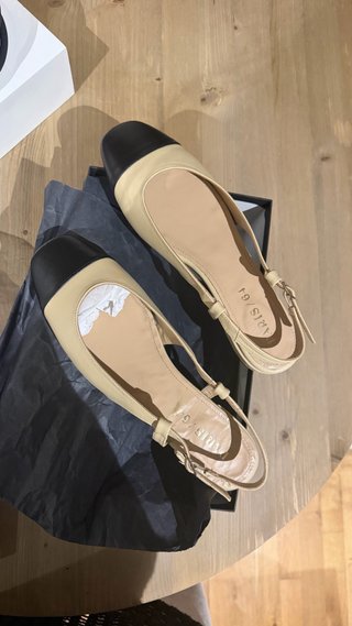Stiletto daphne paris 64