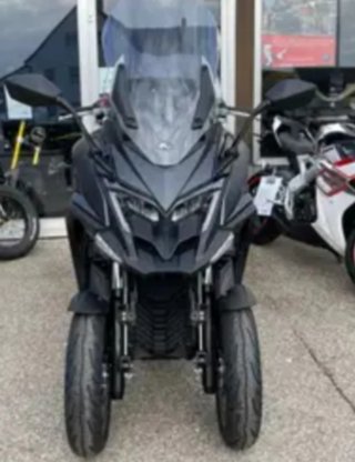 Kymco CV3 575 Triciclo Negro