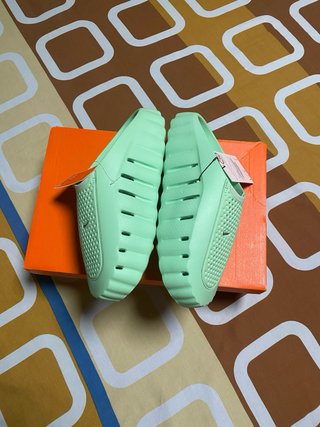 Nike Mind 001 (Talla 44) Pepino Calma
