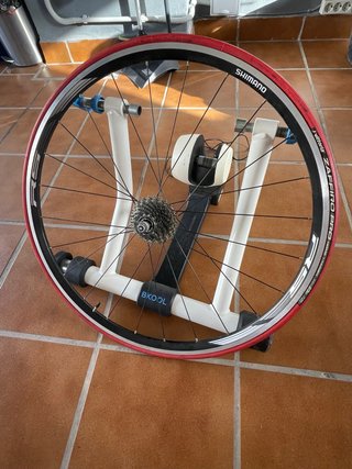 Rodillo Bkool Smart Go+ Shimano