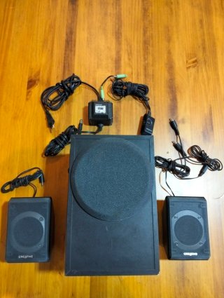 Sistema de altavoces Creative Inspire P380, 2.1