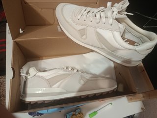 Deportivas Bimba y Lola Beige Talla 40