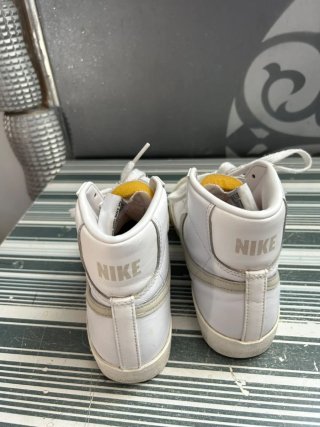 Zapatillas Nike Blazer Mid '77 talla 40