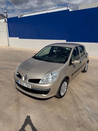 RENAULT CLIO CONFORT EXPRESSION