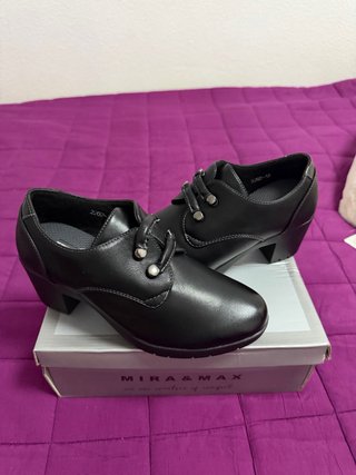Zapato de piel tacón Mira & Max