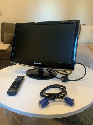 Samsung SyncMaster 933HD Monitor TV 19