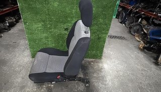 Nissan 382764 87000vk810 asiento delantero pickup