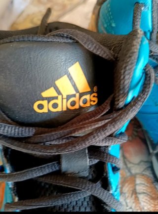 Scarpe sportive Adidas