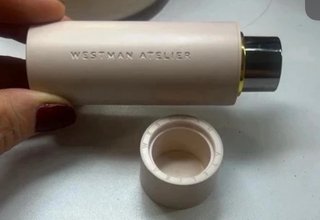 WESTMAN ATELIER Vital Skin Base y Corrector