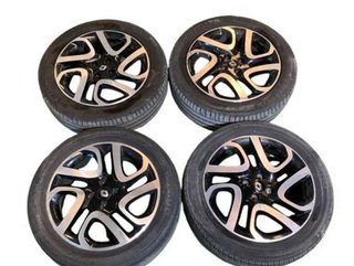 403008829r juego de llantas renault captur i 61250
