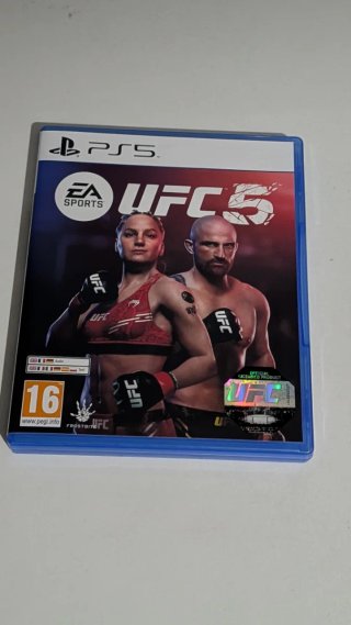 UFC 5 (PlayStation 5)