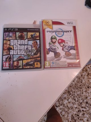 Vendo mario kart wii gta 5 ps3 25 euros los dos