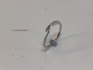 anillo oro 18k con piedra con diamante