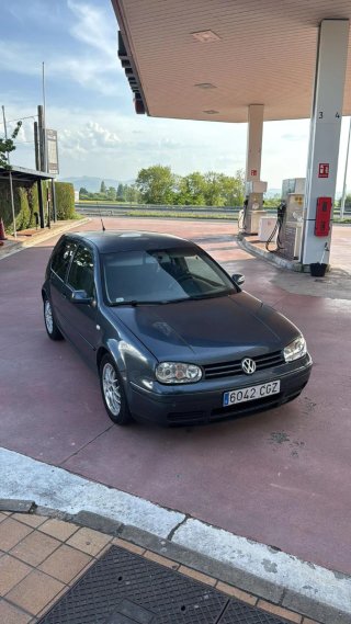Volkswagen Golf 2003
