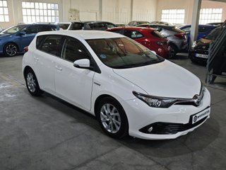 Toyota Auris 1.8 140H Hybrid Active